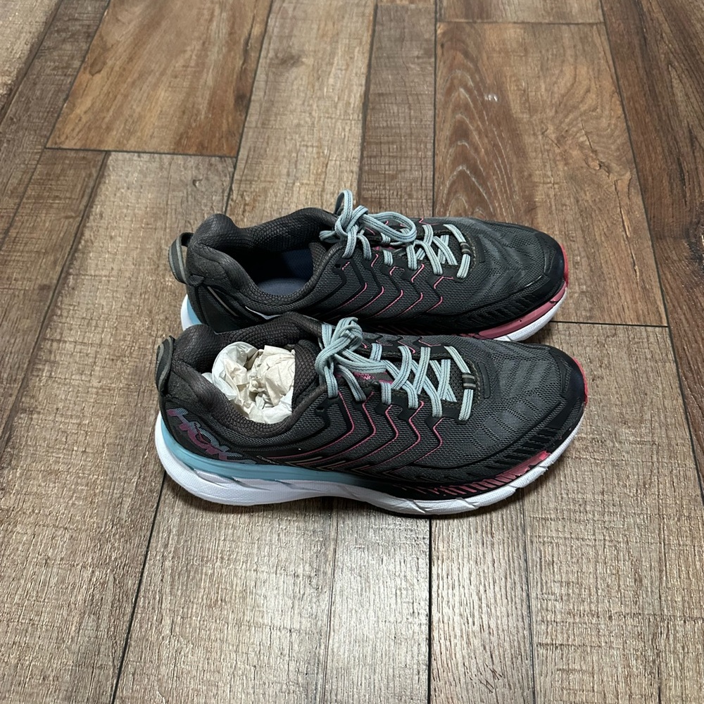 Shoes HOKA ONE ONE Clifton 4 size 9.5